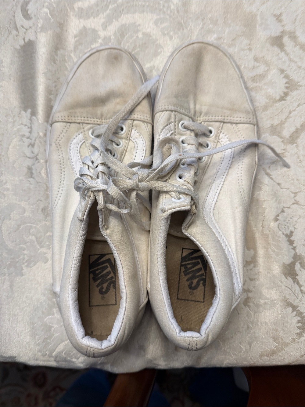 Vans Women's Off-White Low-Top Canvas Sneakers men’s 9.5 women’s 11